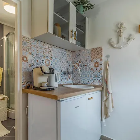 Beautiful In With Kitchen 펜션 Kavran