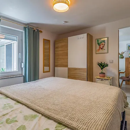 Beautiful In With Kitchen Holiday home Kavran