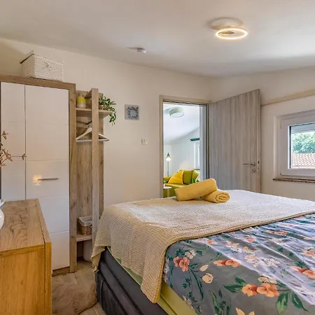 Holiday home Beautiful In With Kitchen